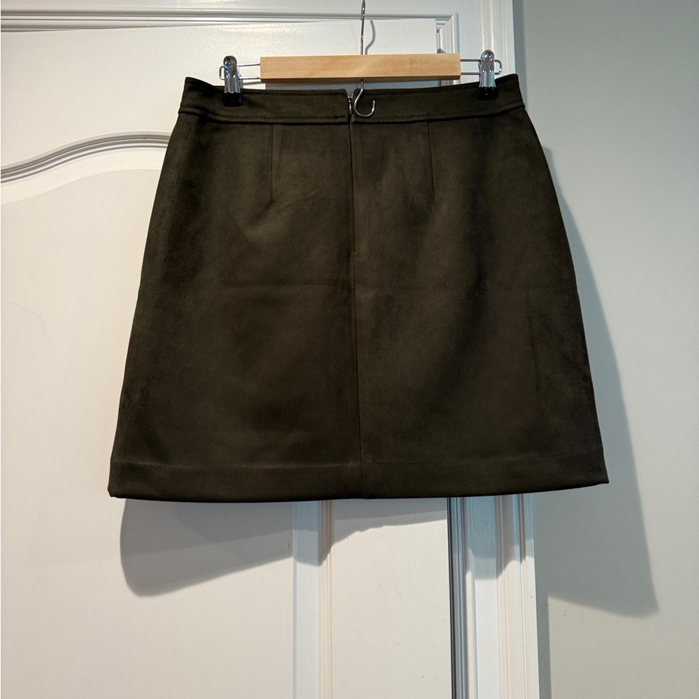 LOFT olive green Button-Front Skirt - Picture 4 of 5